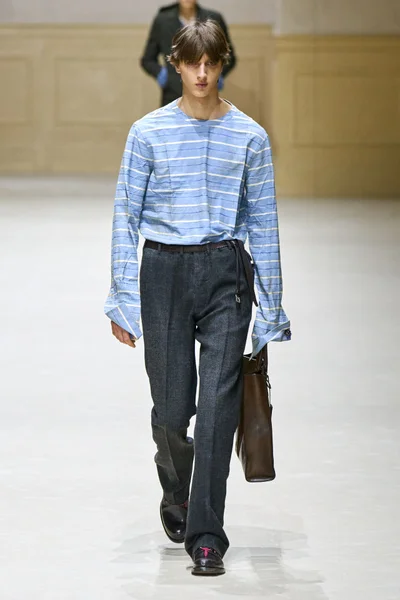 Look 6